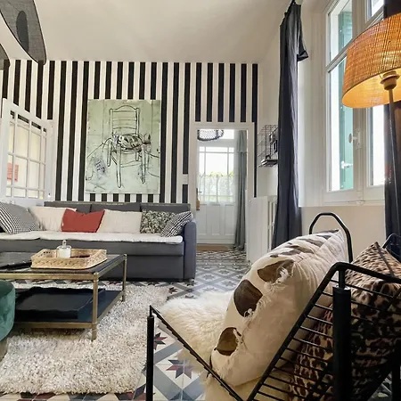 Holiday home Georgette *